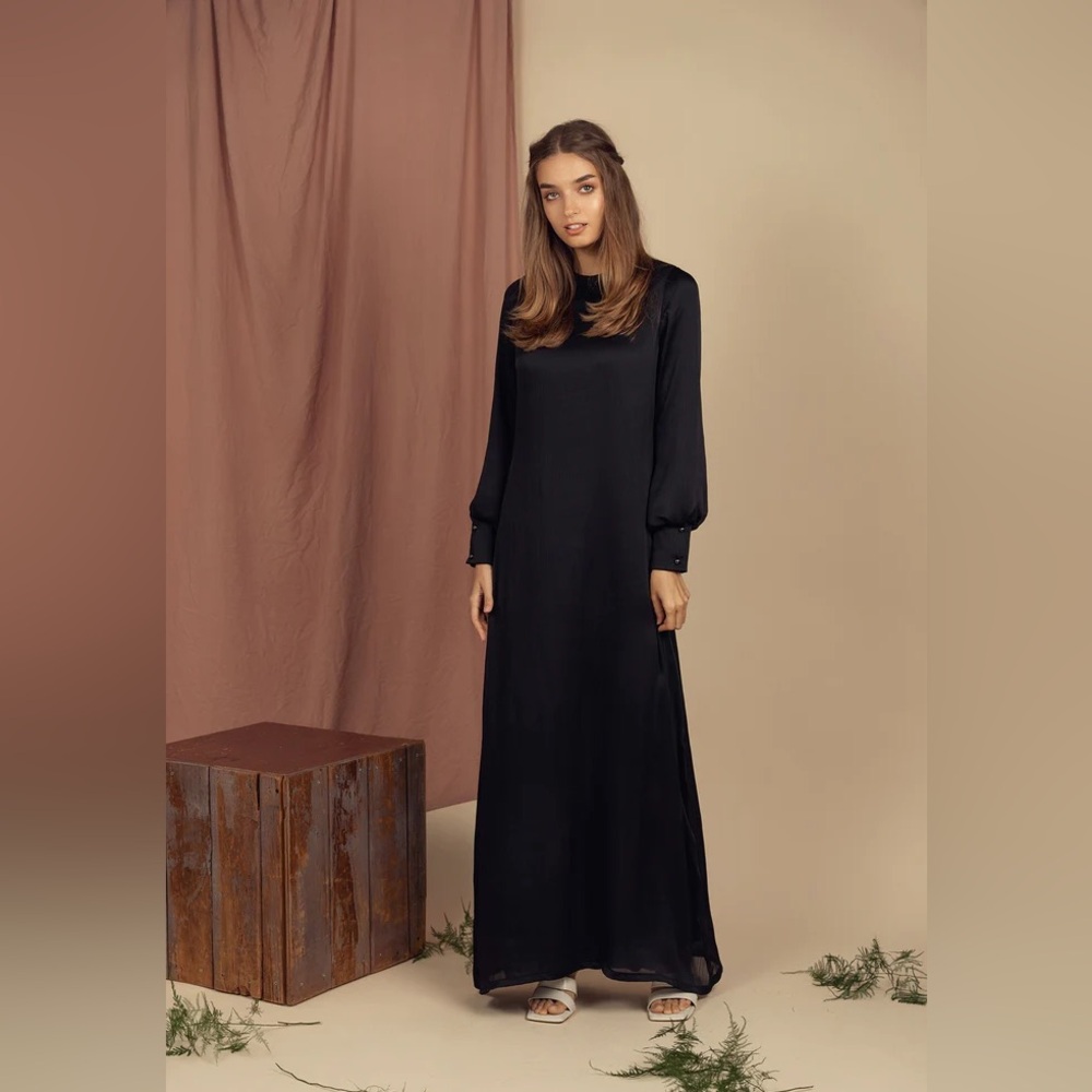 H&M Long Black